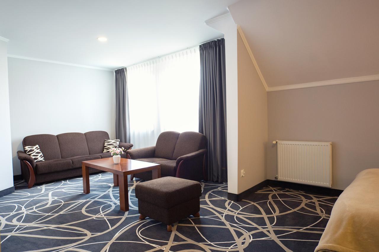 Hotel Nad Netta Augustów Extérieur photo
