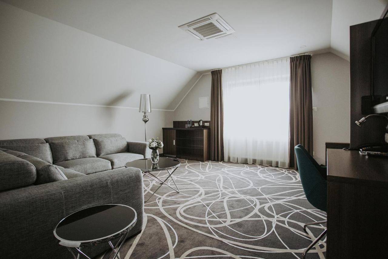Hotel Nad Netta Augustów Extérieur photo
