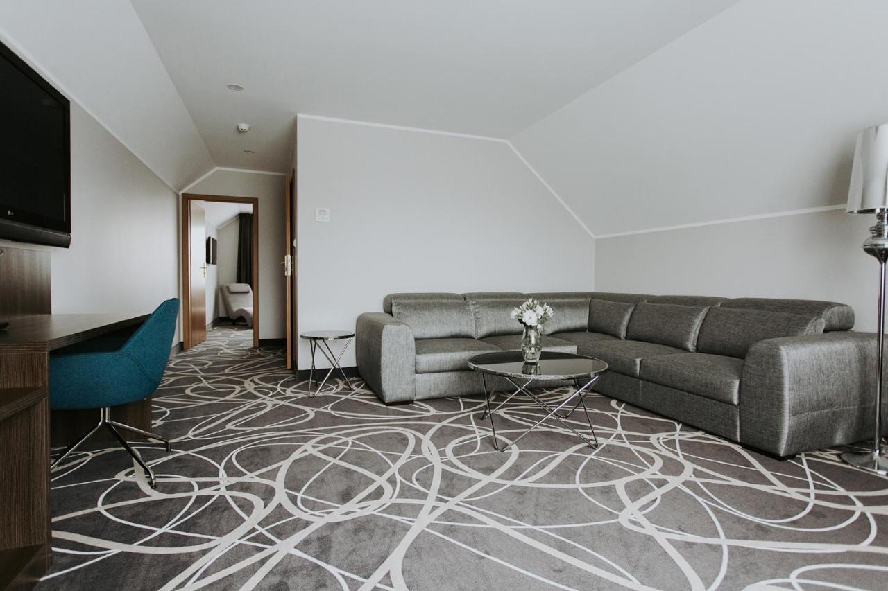 Hotel Nad Netta Augustów Extérieur photo